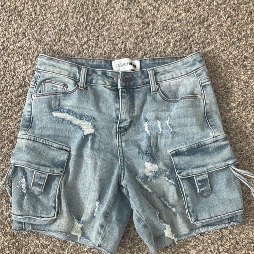 Fashion Nova Distressed Denim Shorts - Blue